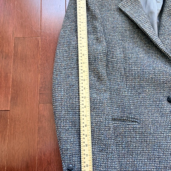 Harris Tweed Men's Classic Gray Checkered Blazer - Picture 8 of 8